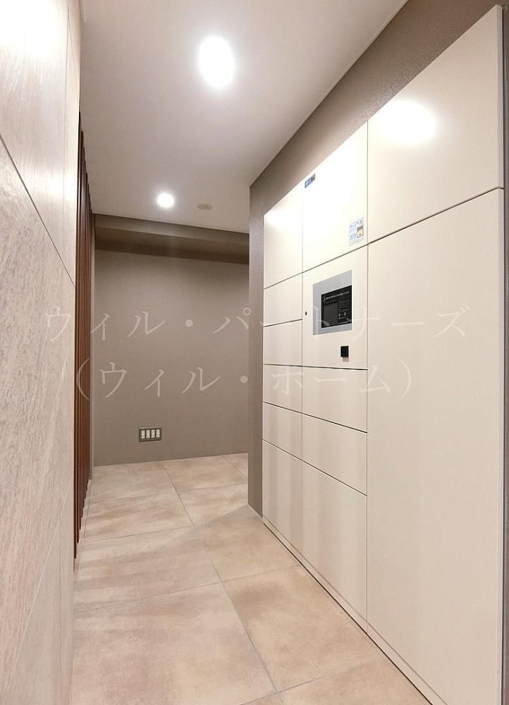 �y���̑����L�����z�@�G���g�����X��zBOX