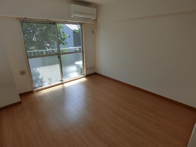 �y���̑������E�X�y�[�X�z�@