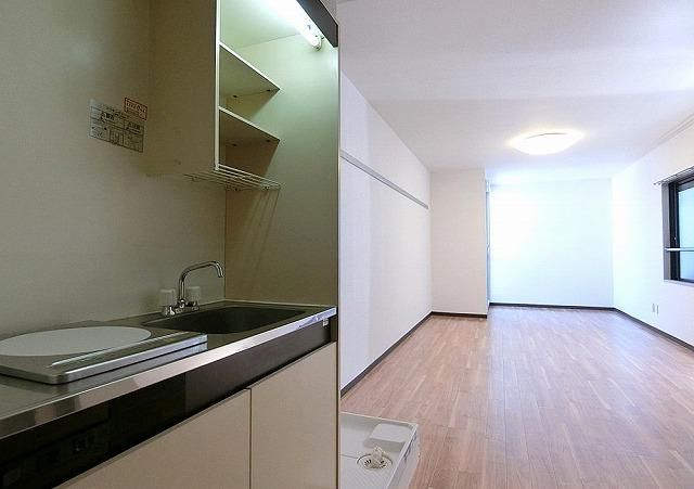 �y�L�b�`���z�@