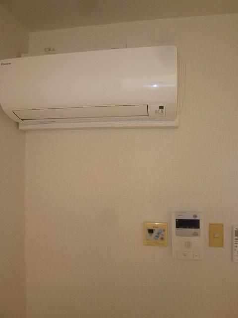 �y���̑��ݔ��z�@