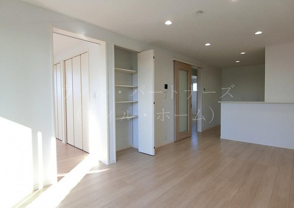 �y�����E���r���O�z�@�ڍׂ͂��C�y�ɂ��₢���킹��������