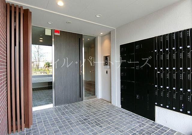 �y�Z�L�����e�B�z�@�I�[�g���b�N�ɖh�ƃJ��������