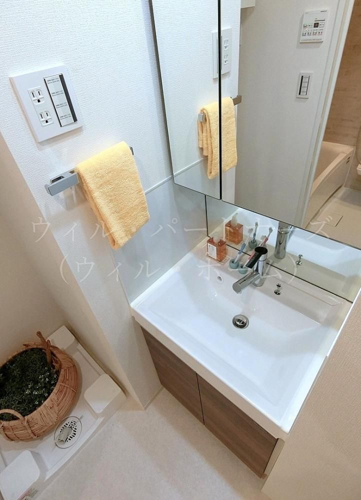 �y���ʏ��z�@���Ԏ��ʏZ�ˁA���f�����[���摜�ł�