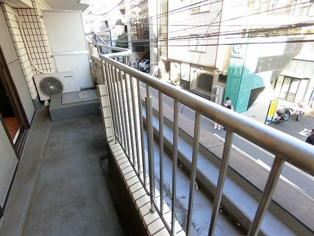 �y�o���R�j�[�z�@