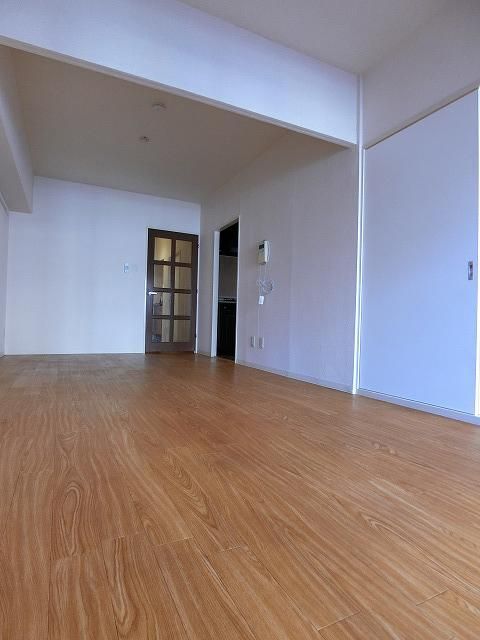 �y���̑������E�X�y�[�X�z�@