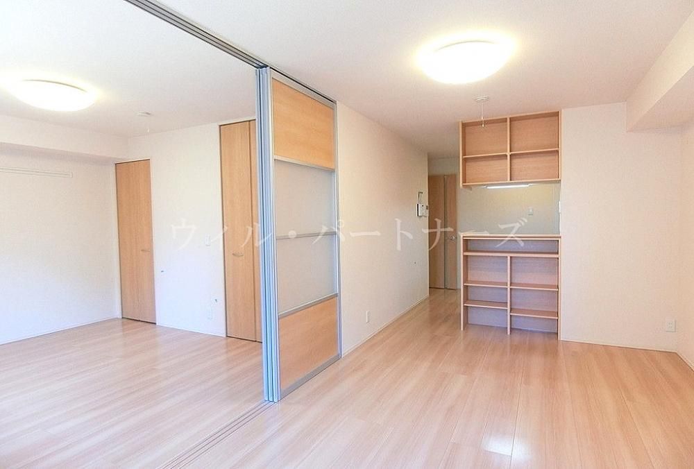 �y�����E���r���O�z�@���Ԏ�蓯�d�l�A���E���]�^�C�v�̉摜�ł�