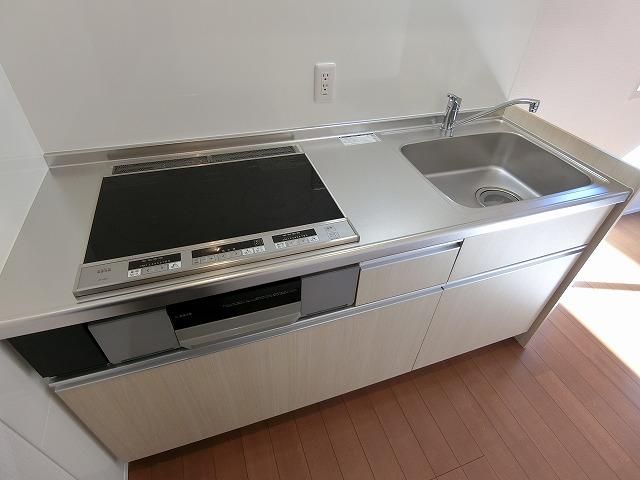 �y�L�b�`���z�@