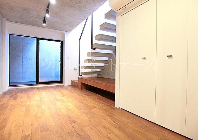 �y���̑������E�X�y�[�X�z�@�ڍׂ͂��C�y�ɂ��₢���킹������