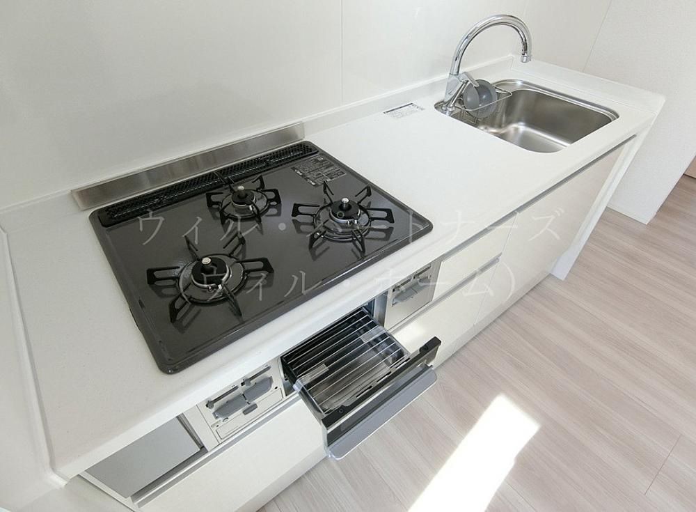 �y�L�b�`���z�@3���K�X�R�����ɃO�����A�^�b�`���X��������