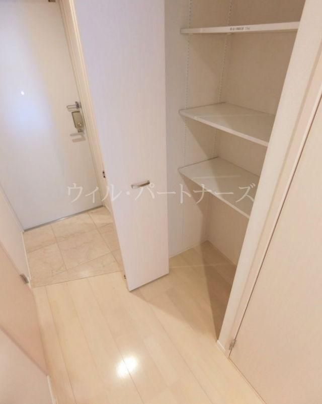 �y���ցz�@���Ԏ��A���E���]�^�C�v�A�ʏZ�˂̉摜�ł�